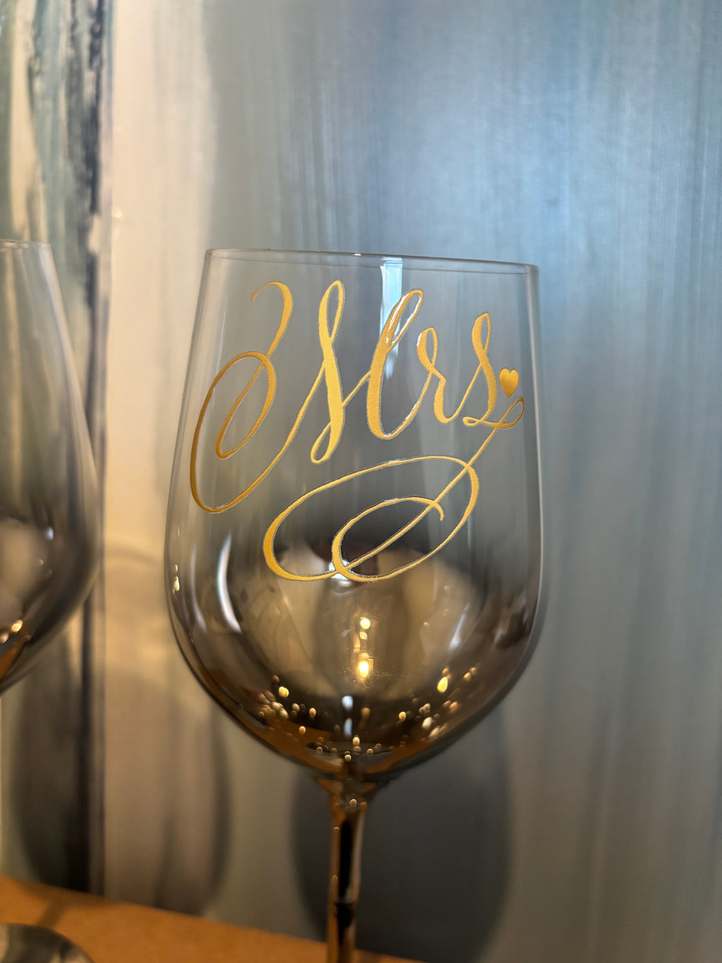 Mr. & Mrs. Wine Glasses 21oz
