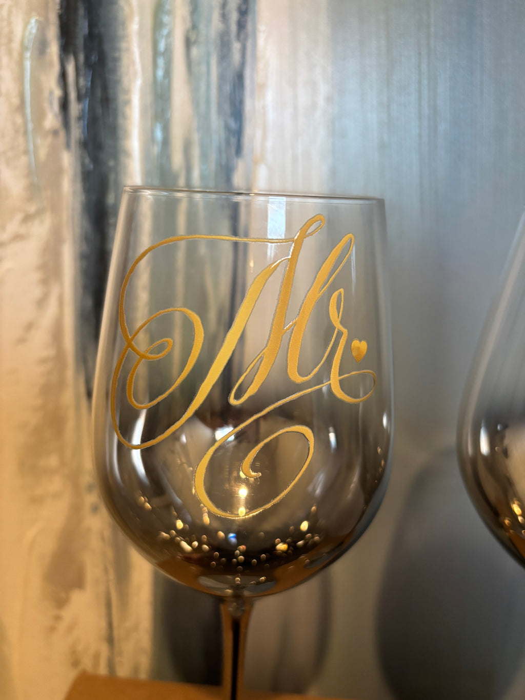Mr. & Mrs. Wine Glasses 21oz